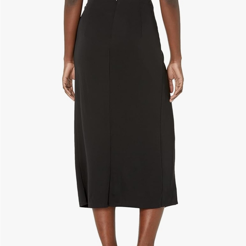 Cinq a sept vallory skirt- super flattering. - Picture 2 of 7